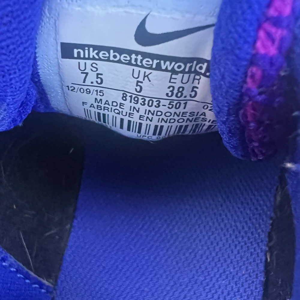 Nike Women's Revolution 3 Running. Purple/White. Size 7.5 - Picture 4 of 8